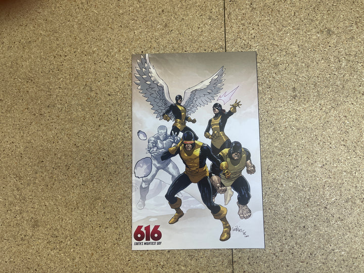 X-men  #15 616  1 per store Variant