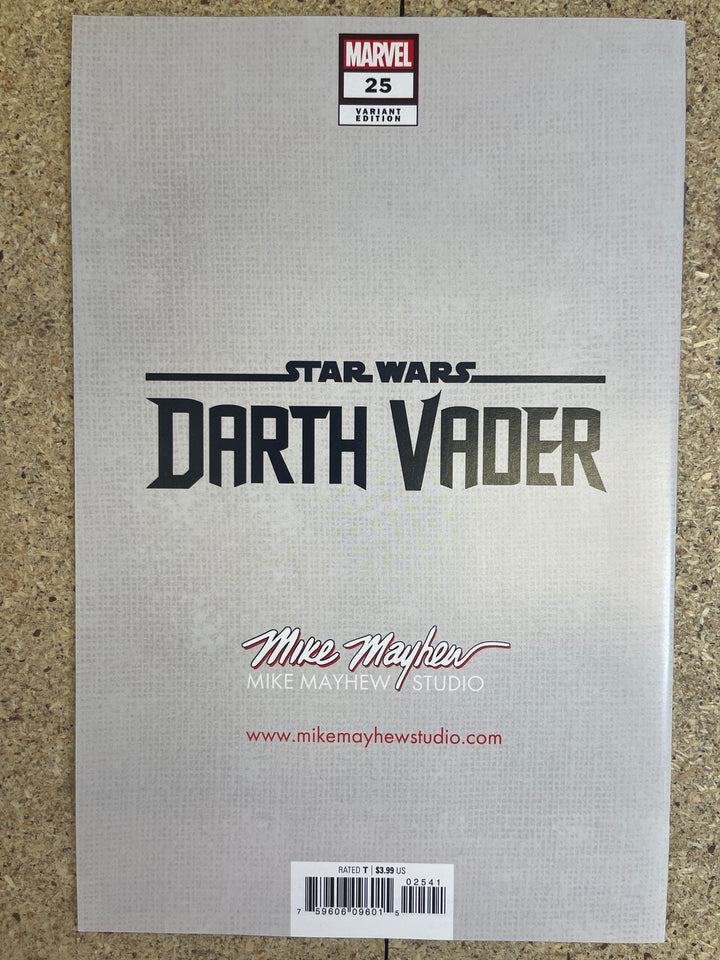 Darth Vader  #25 Mike Mayhew Signature VF