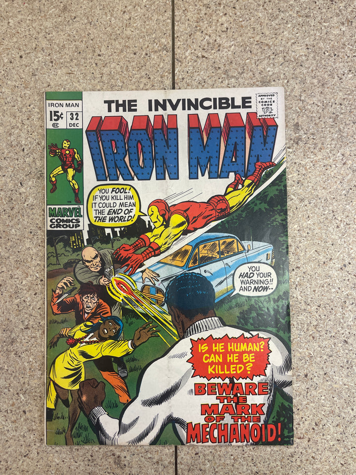 Iron Man #32 Subscription Crease